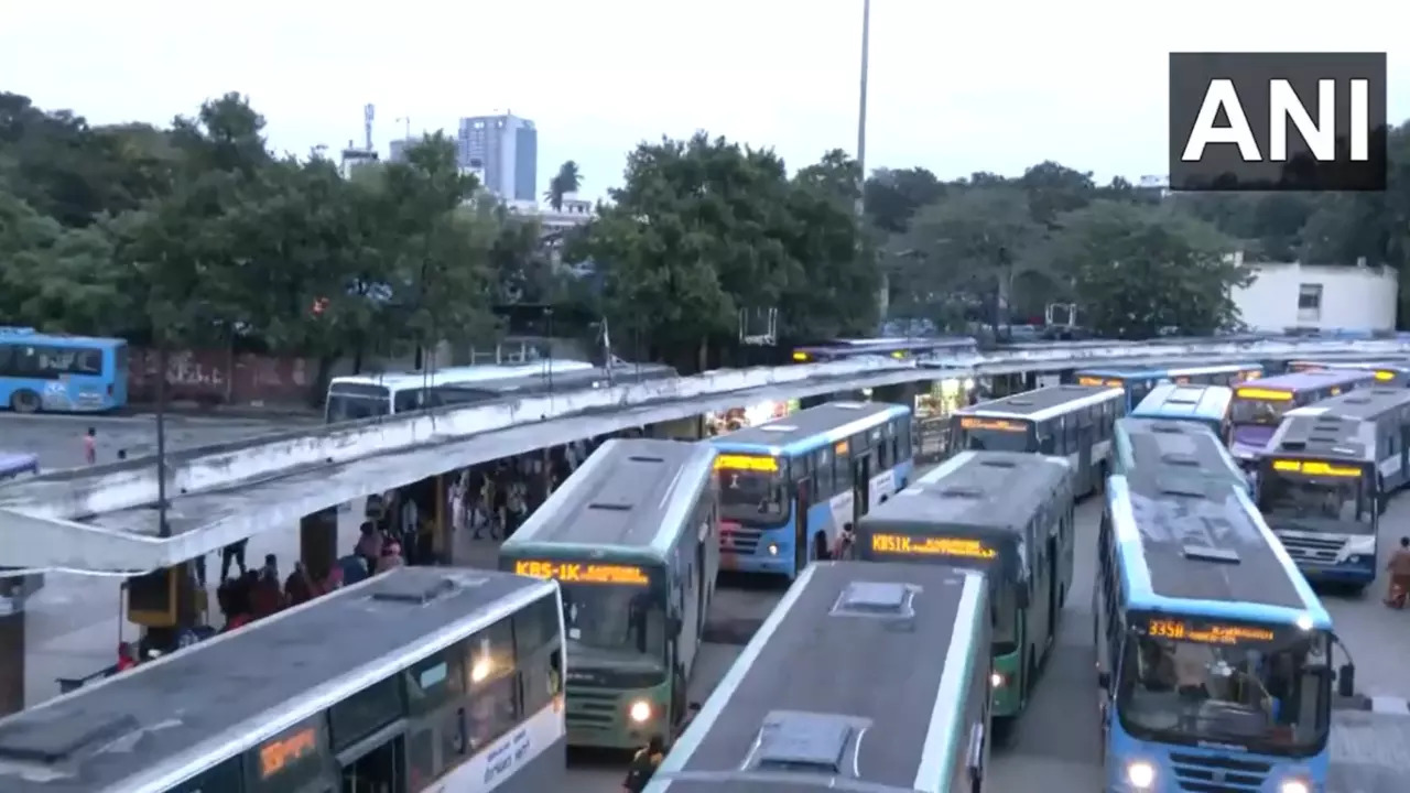 Majestic BMTC bus stop