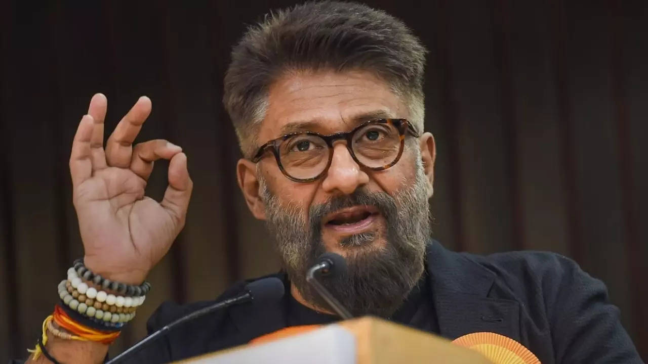 Vivek Agnihotri on Salaar's postponement!