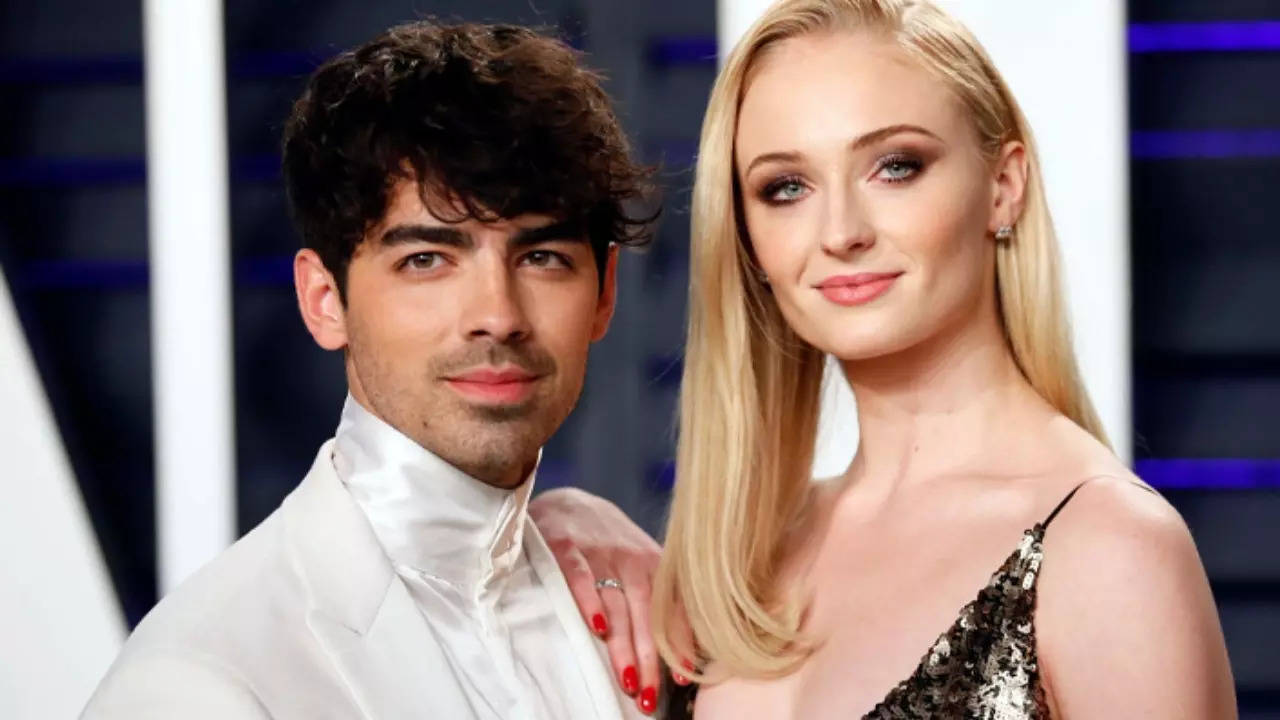 Joe Jonas and Sophie Turner's kids 'will divide their time between the US  and the UK', Entertainment