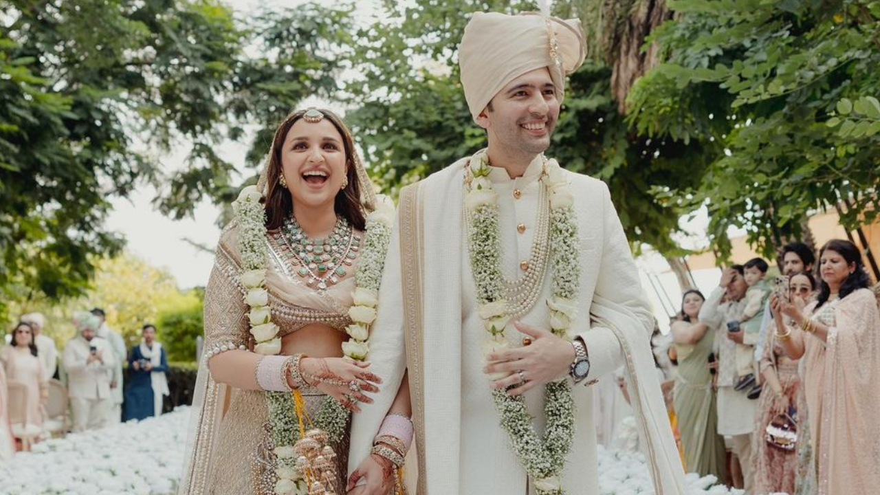 B-town diva ​​​​Parineeti Chopra and Aam Aadmi Party member Raghav Chadha tied the knot on September 24 in Udaipur. Just a couple of days after, the new bride has dropped an inside video that is just too cute to miss. Take a look!