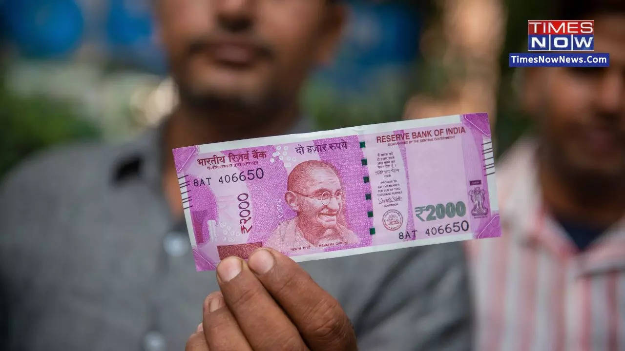 Major Relief! No Need To Rush As Govt Extends Last Date To Exchange 2000-rupee Notes; Check New Deadline