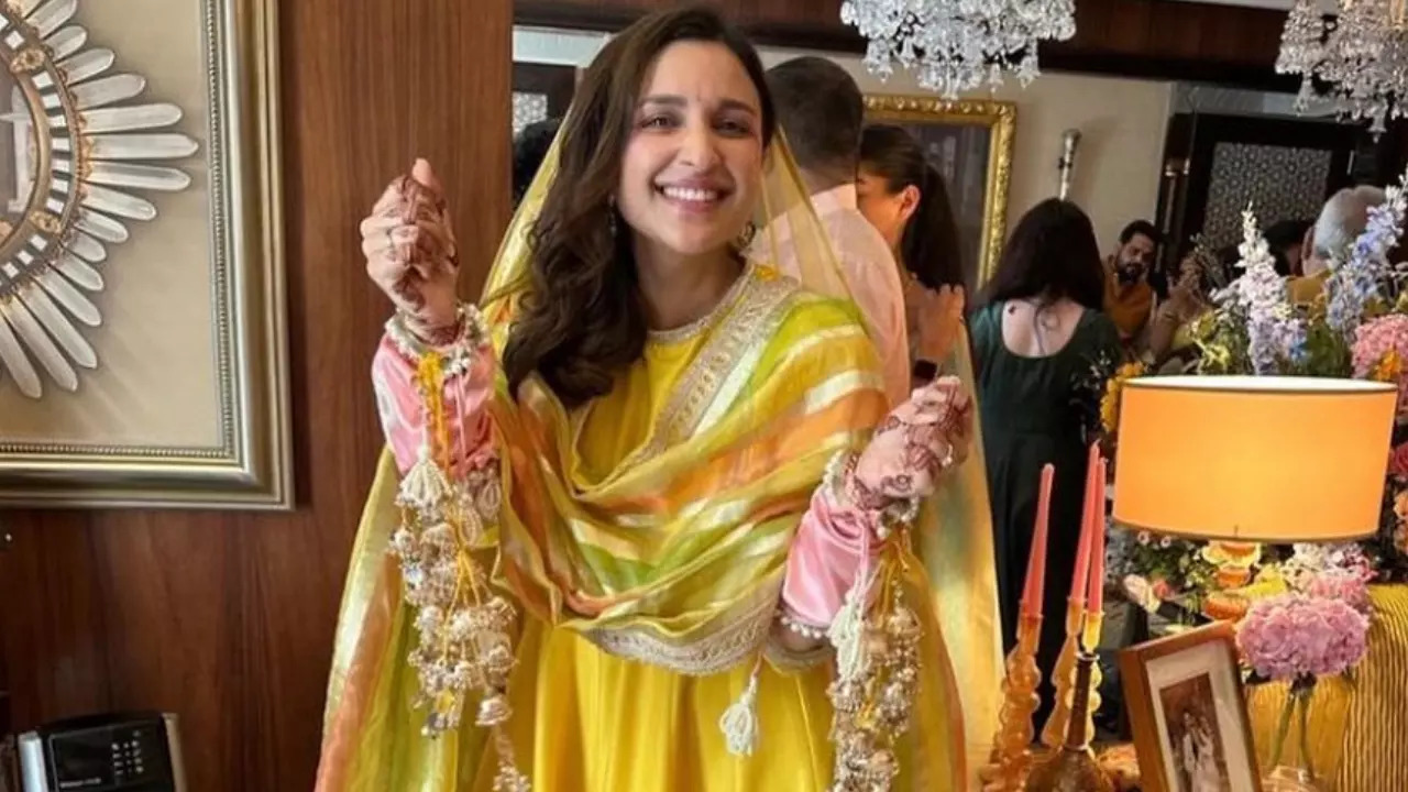 Parineeti Chopra Looks Adorable As Ever In Unseen Pic From Choora Ceremony