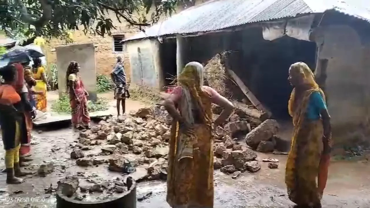 Mud Wall Collapses in Bengal’s Bankura District: 3 Children Dead