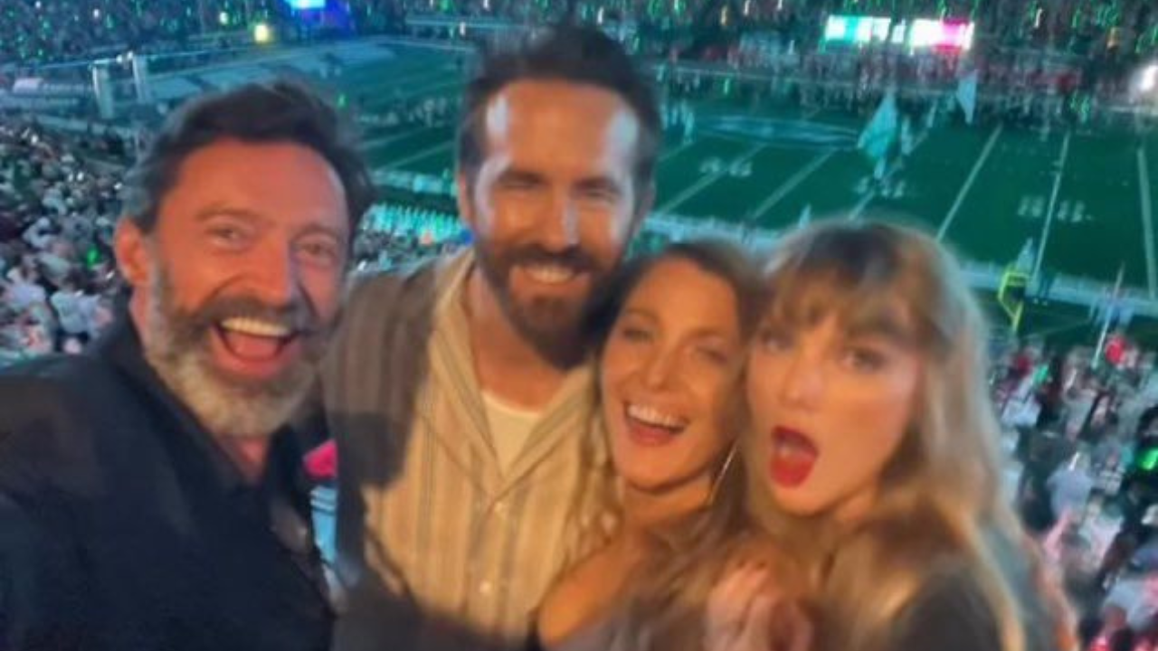 Hugh Jackman Selfie