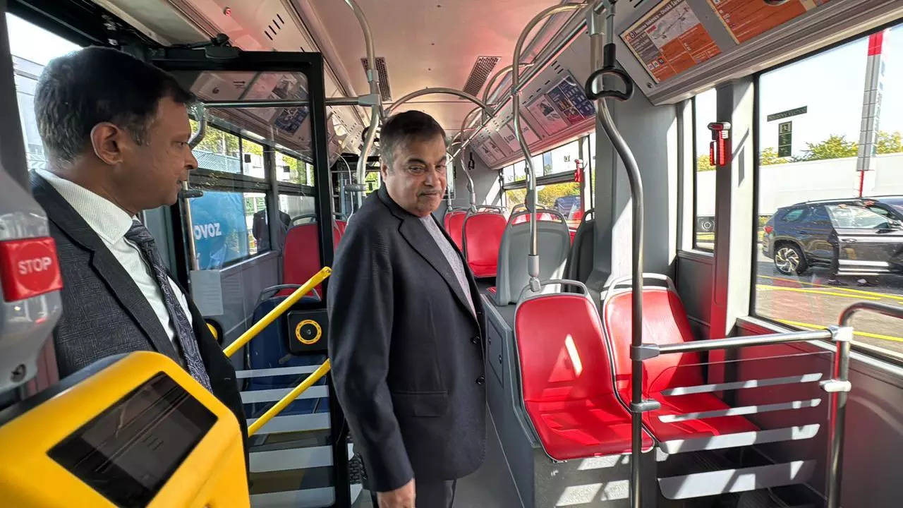 WATCH | Nitin Gadkari Takes Test Drive In Hydrogen-Powered Bus in Prague