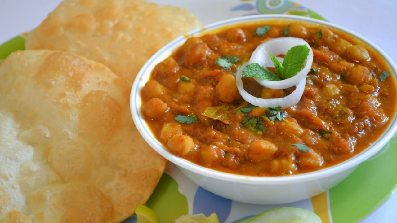 A fitness influencer's statement against chole bhature for breakfast sparks debate online. Pic Credit: Flickr