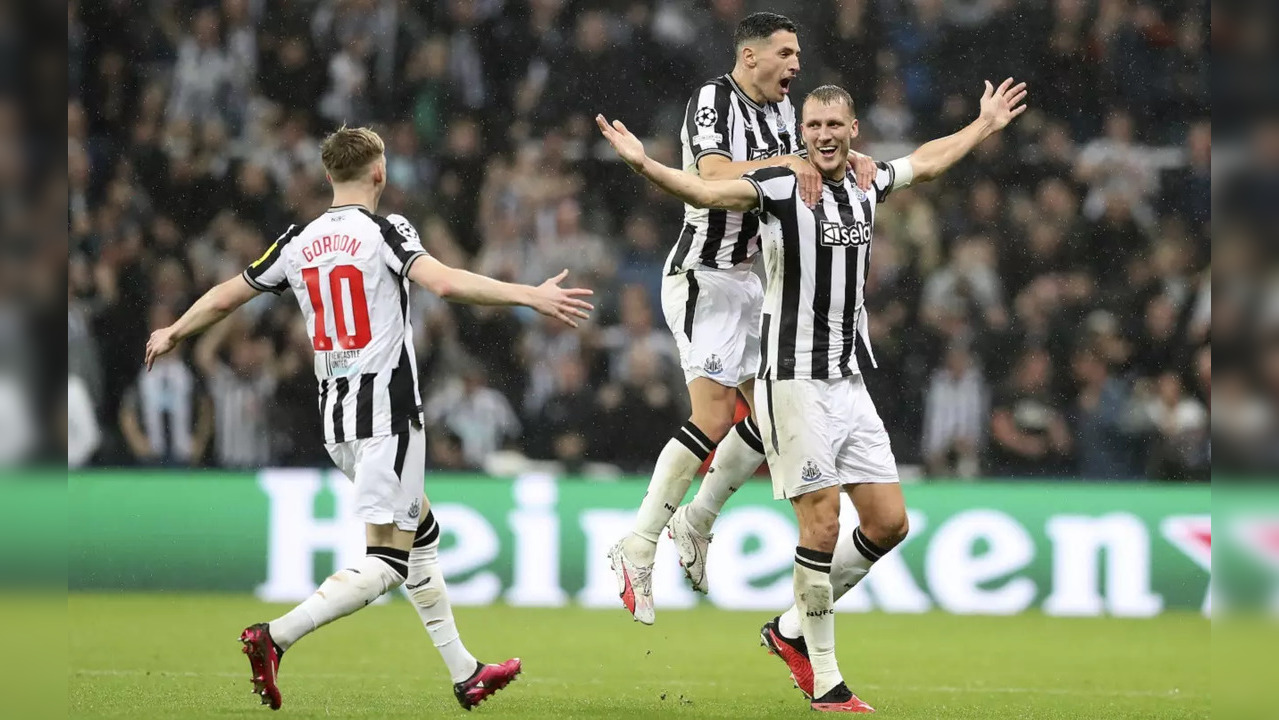 Newcastle beat PSG 4-1 in Champions League