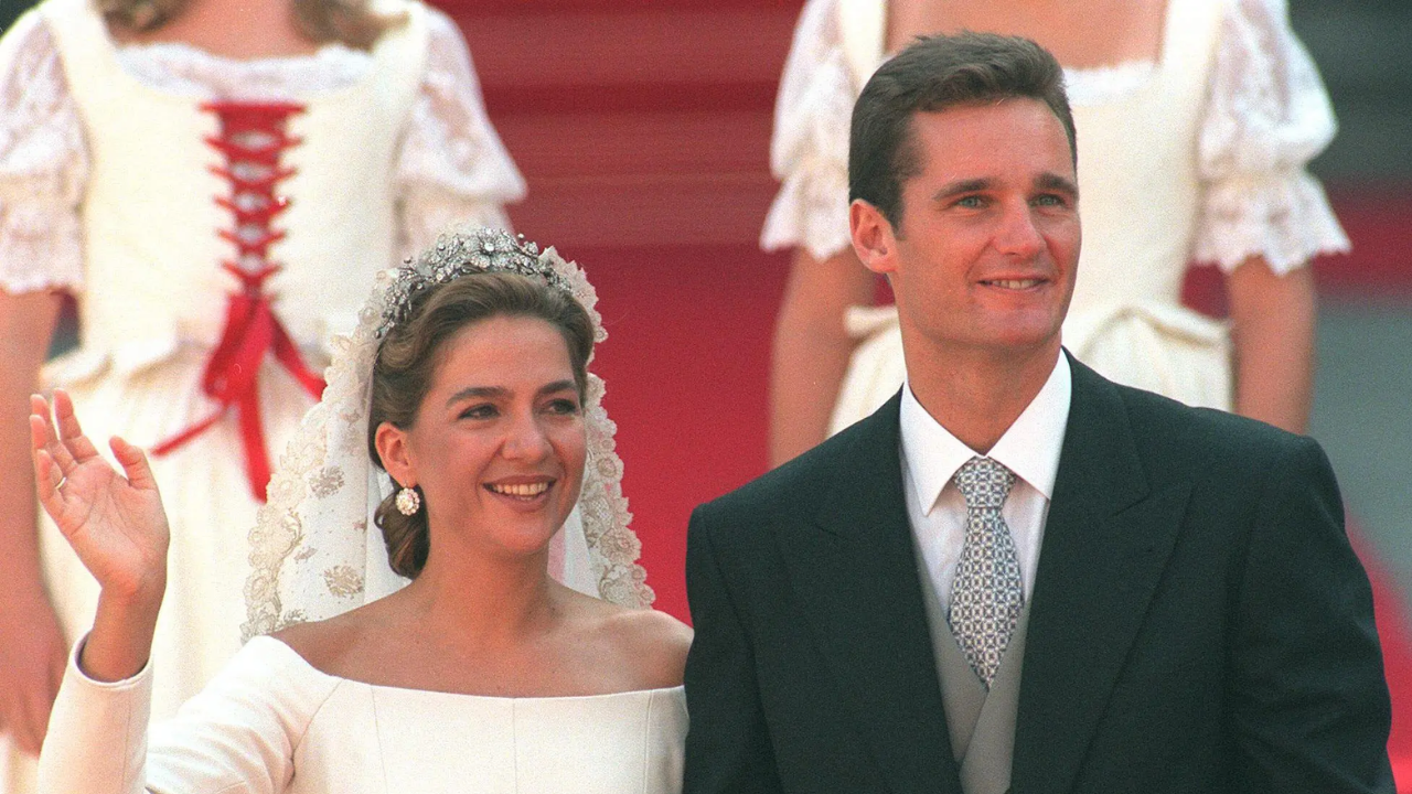 La infanta Cristina de España lució la más exquisita tiara de diamantes en su boda real