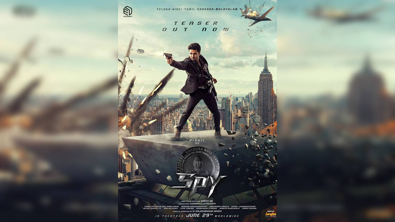 spy movie review imdb 2023