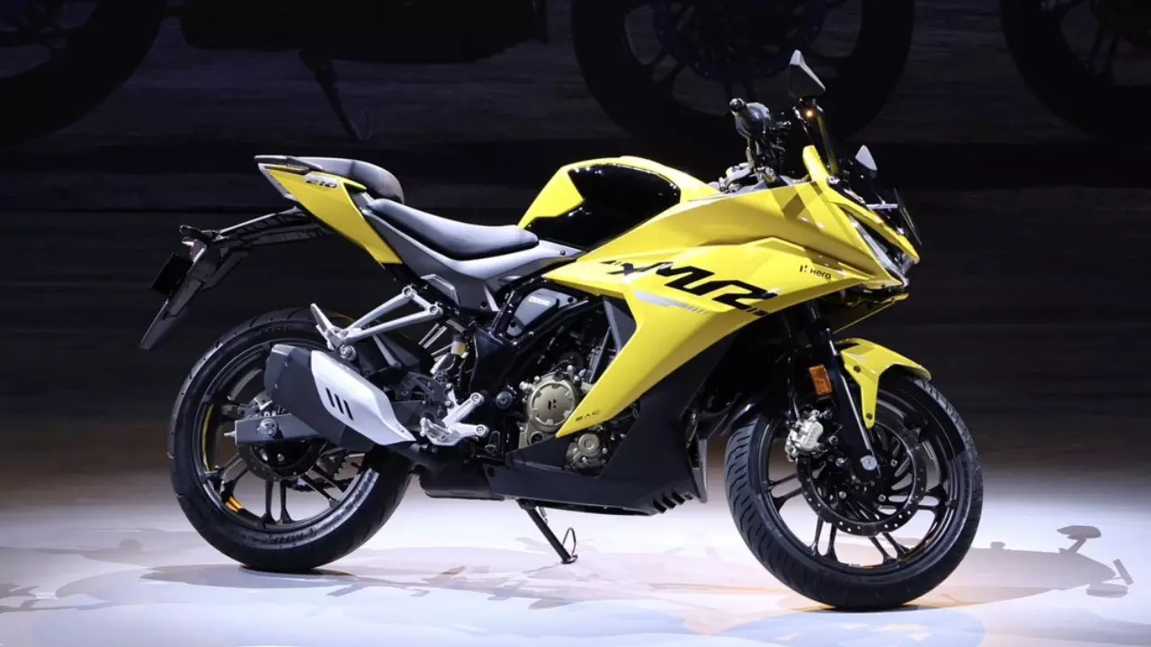 Gear Up! Deliveries For New Hero Karizma XMR Commences, Bike Now Priced At Rs 1.79 Lakh