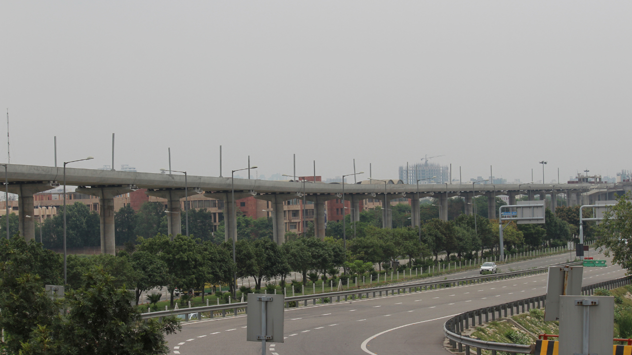 After 6 Months, Work On THIS Elevated Road In Noida To Resume Next Week