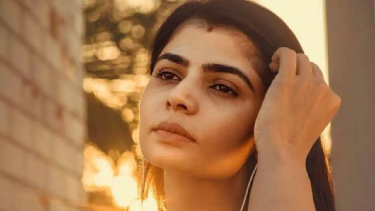 Chinmayi Sripada in Leo