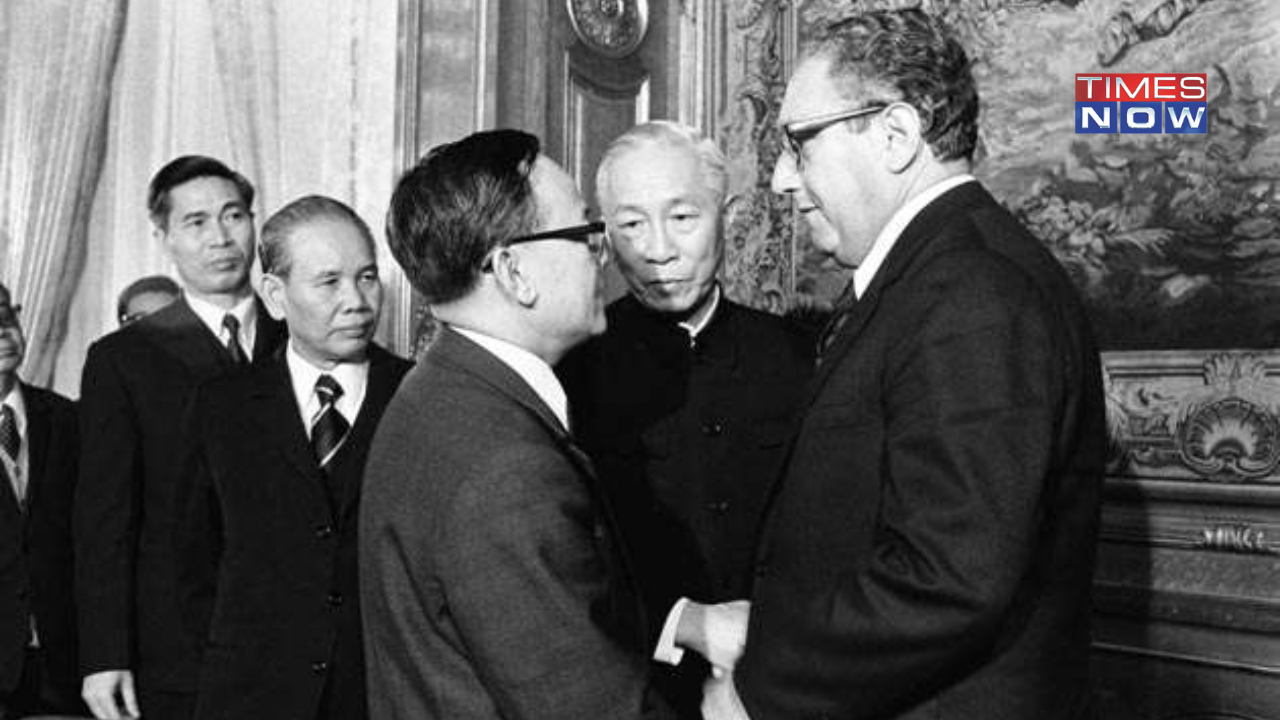 'Total Fiasco': When Henry Kissinger and Vietnam's Le Duc Tho Won The Nobel Peace Prize 50 Years Ago