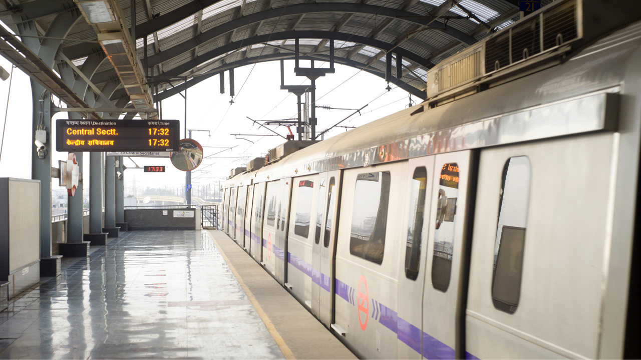 Namma Metro: Man Booked for Playing 'Disturbing' Pranks on Passengers, Fines Rs 500