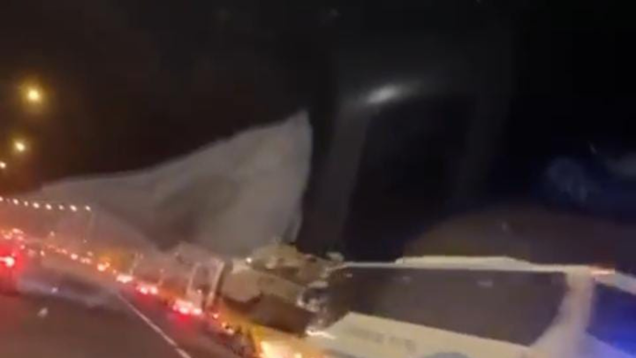 IDF Tanks Moving Towards Gaza