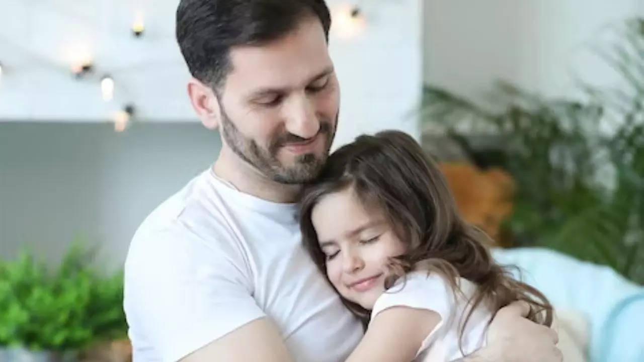 Study Says Fathers Who Have Daughters Tend To Live Longer