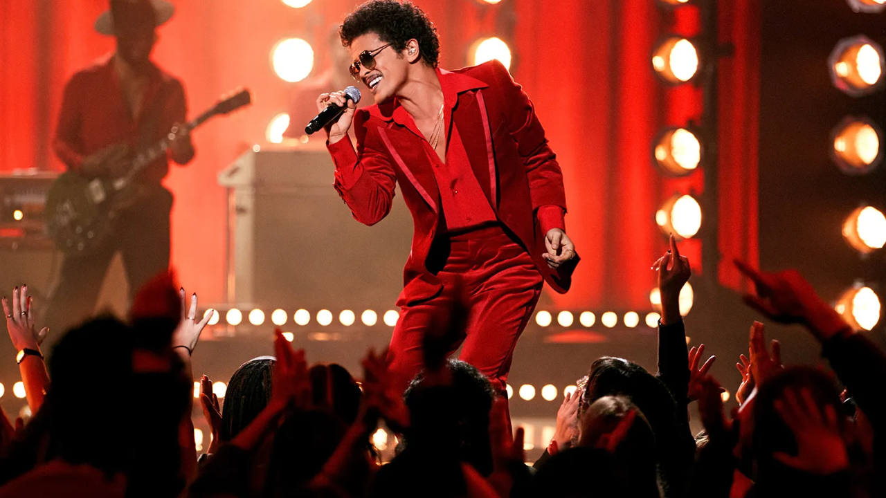 Bruno Mars Cancels Sold-Out Concert, Leaves Israel After Hamas Attack