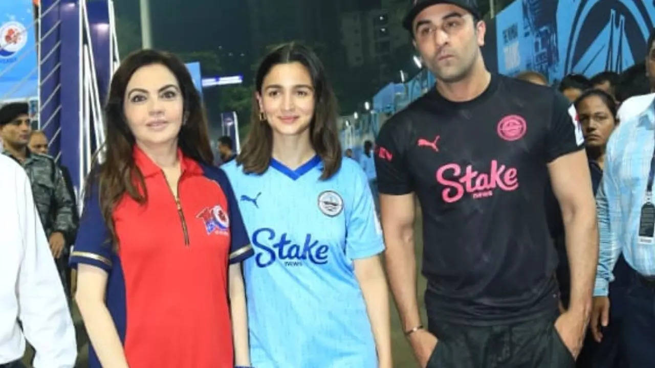 Alia Bhatt, Ranbir Kapoor Pose With Nita Ambani As They Arrive To Watch Football Match In Mumbai. PICS