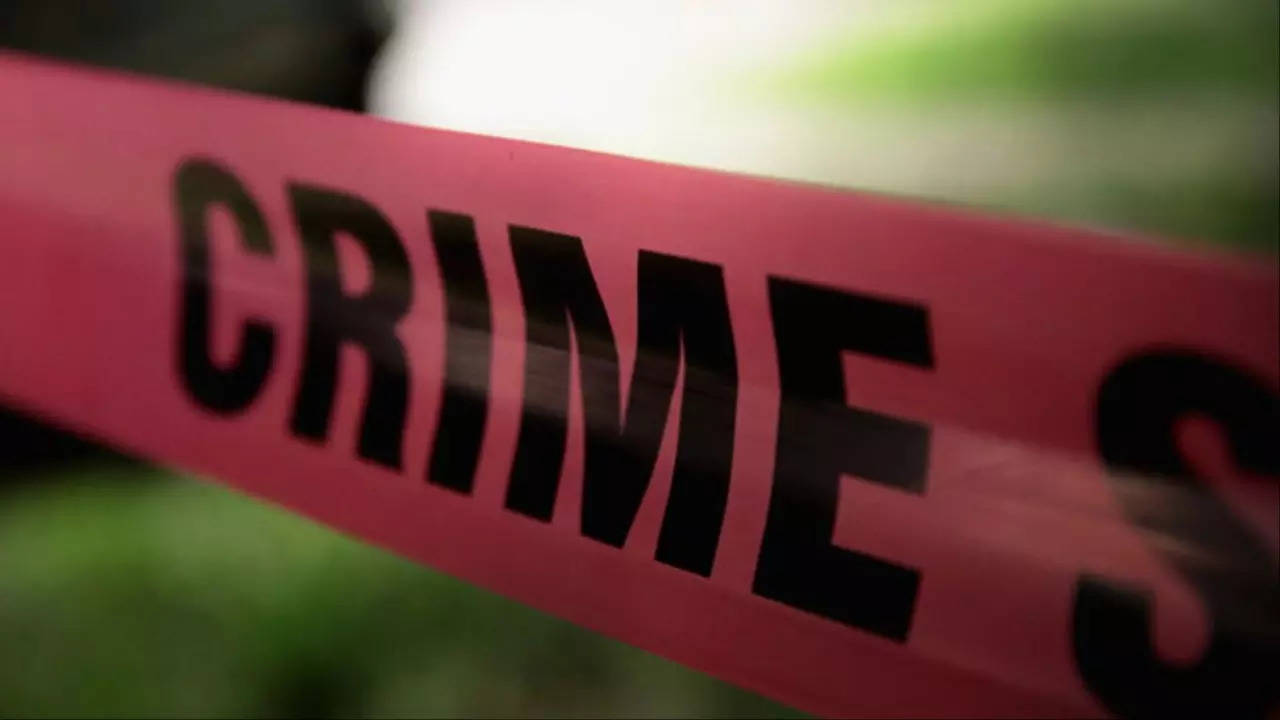 delhi crime news dead bodies found in house