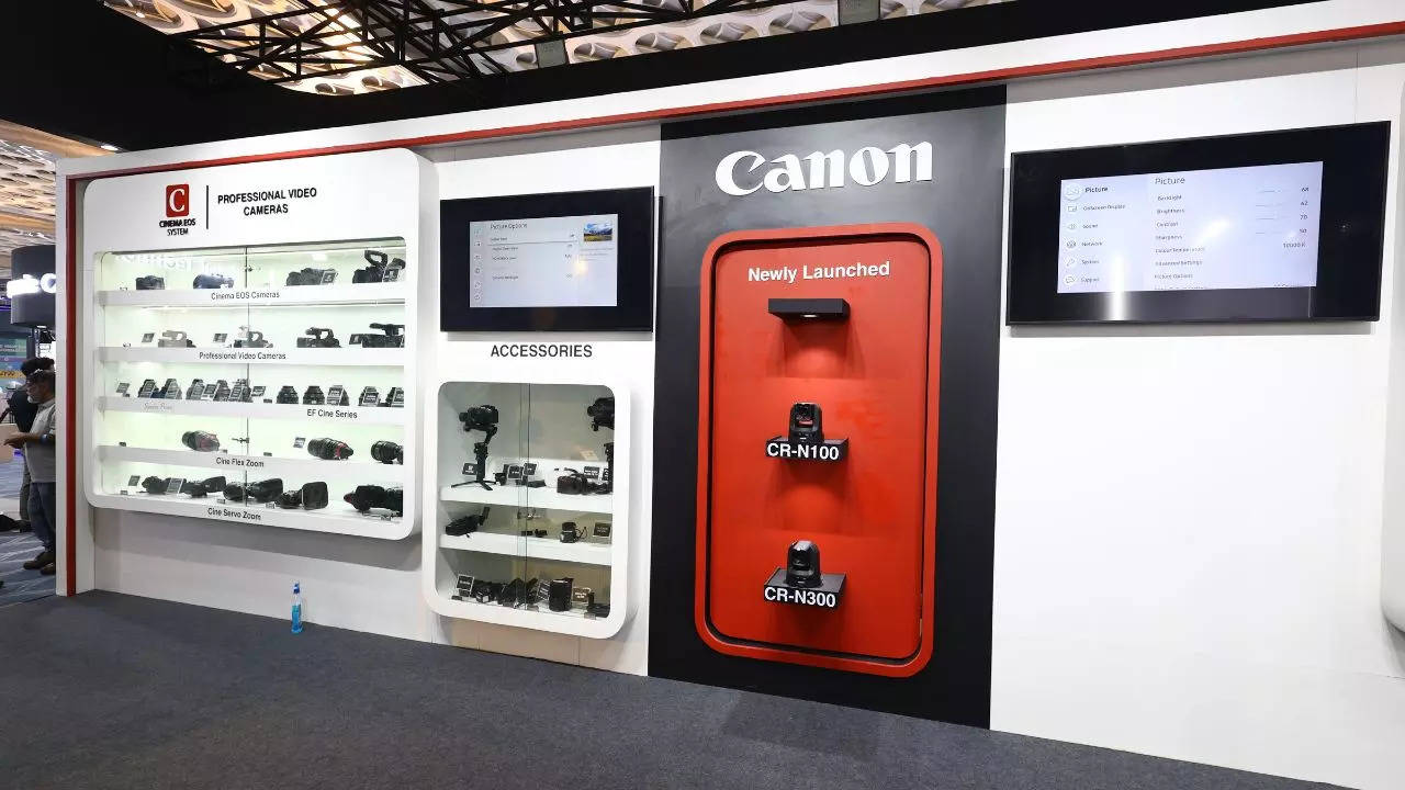 Shop Canon Pro CR-N100