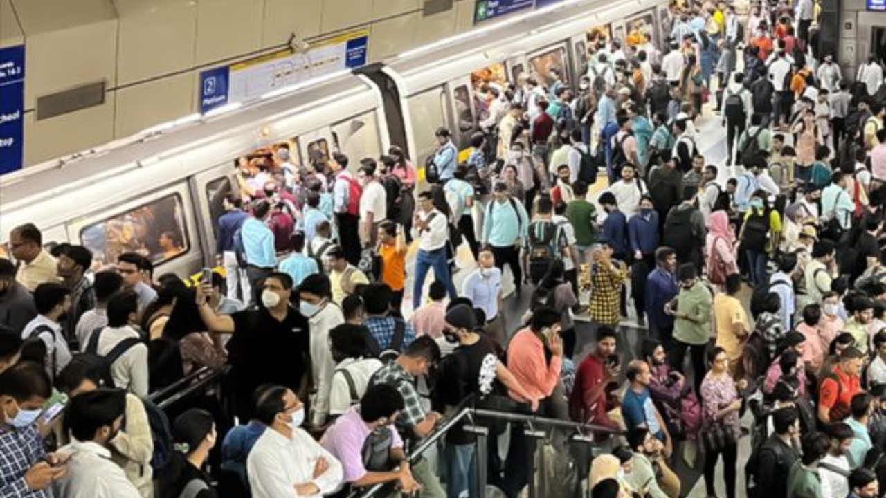 Woman Says Her Boyfriend Was Groped in Delhi Metro.