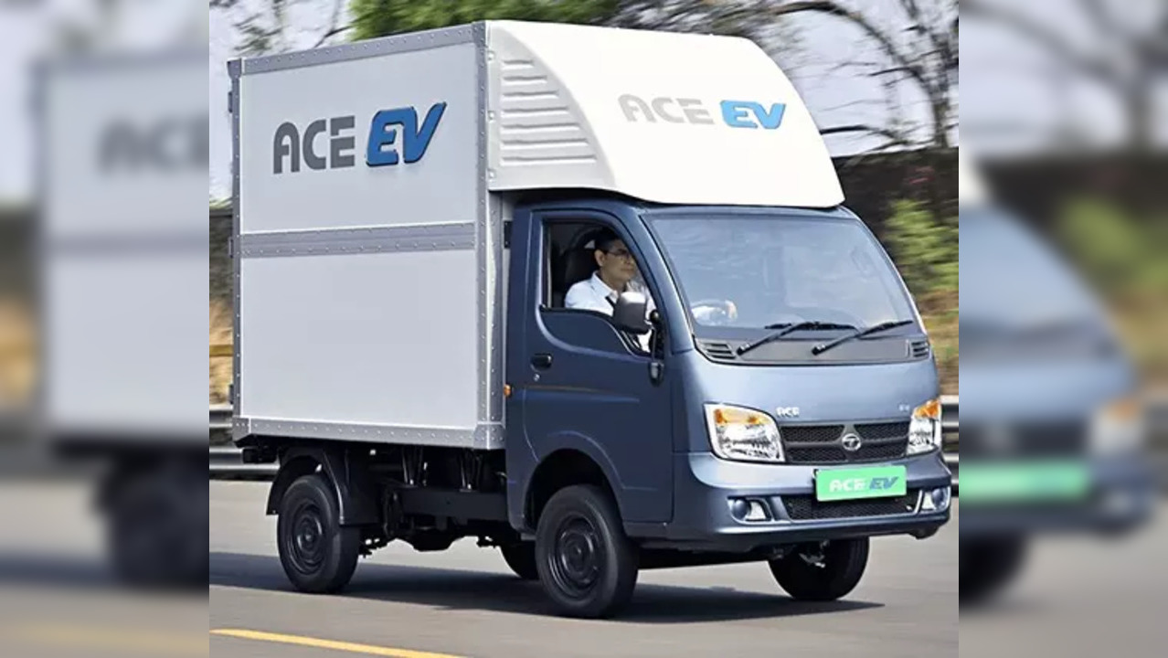 Tata Motors To Deploy 500 Ace EVs To Magenta Mobility