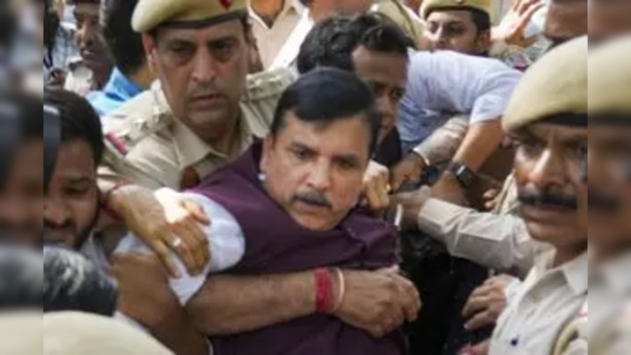 ED Arrests AAP's Sanjay Singh in now-withdrawn Delhi Liquor Policy Scam Case