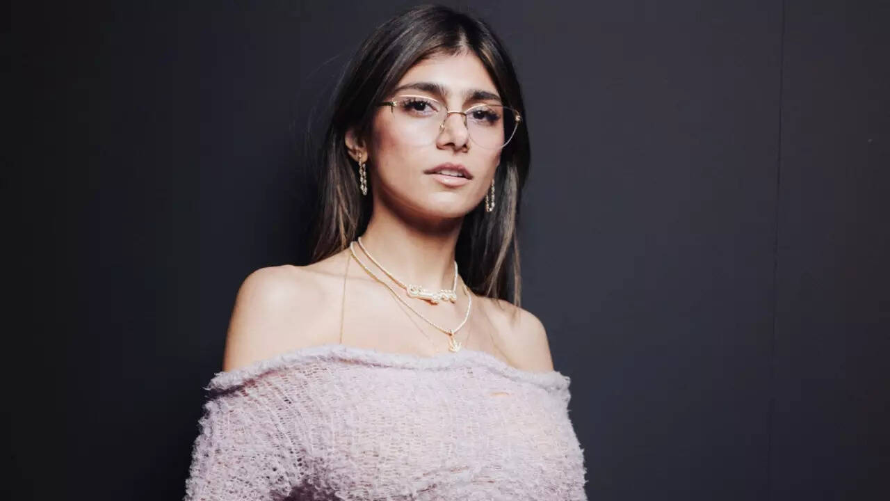 Mia khalifa gigi hadid zayn malik and other hollywood stars who