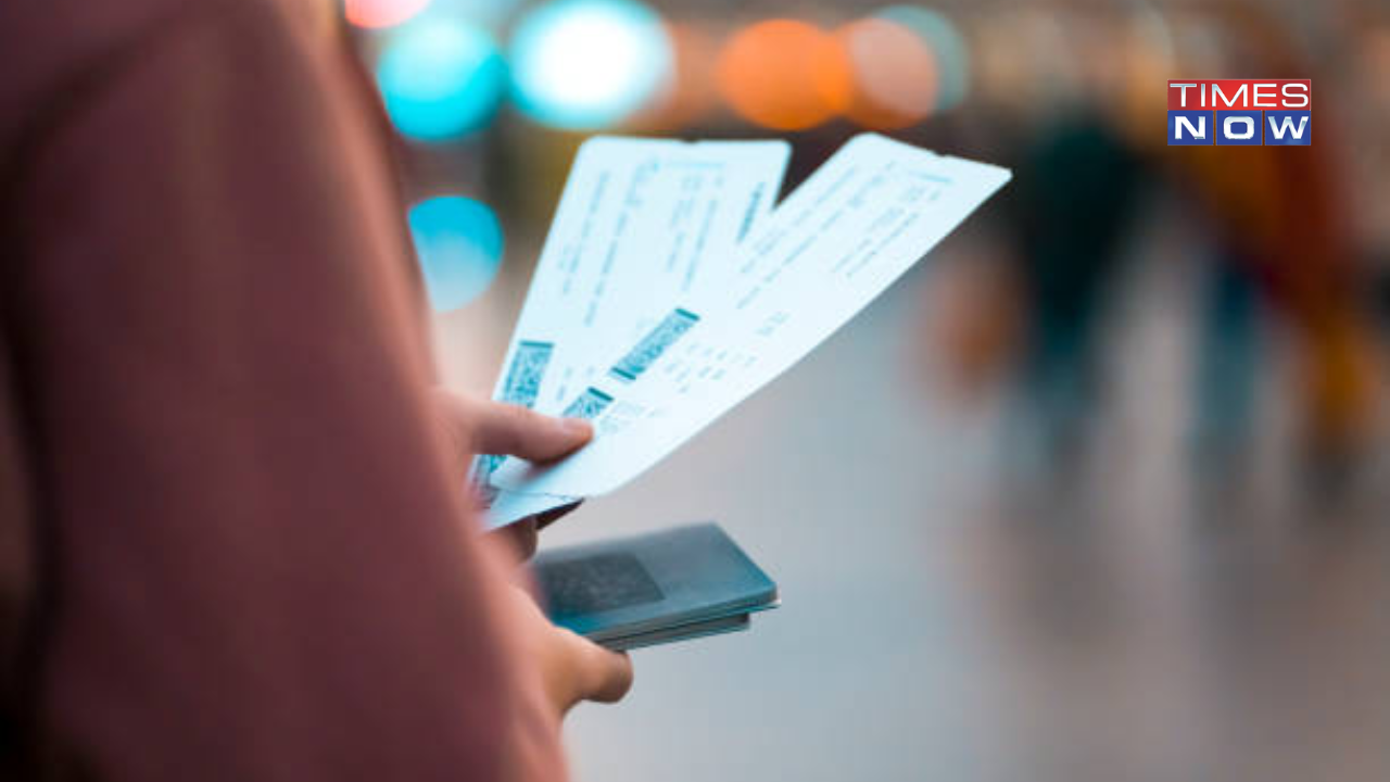 Jewish Man Buys 250 Plane Tickets At JFK Airport for Israel-Bound IDF Reservists