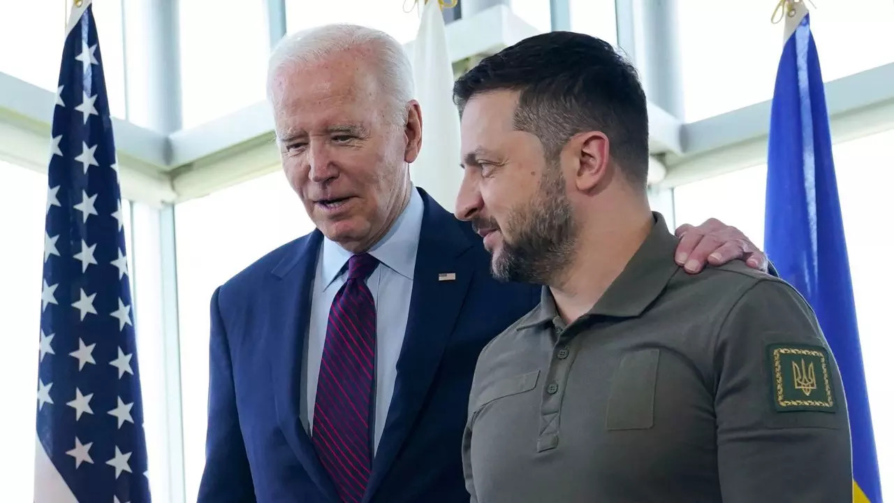 Joe Biden with Ukraine President Volodymyr Zelenskyy