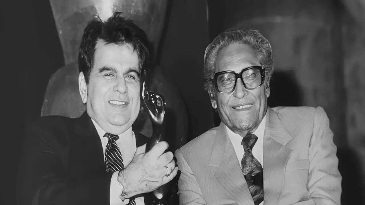 When Ashok Kumar Joked Dilip Kumar Only Came Home To 'Flirt' With His Wife