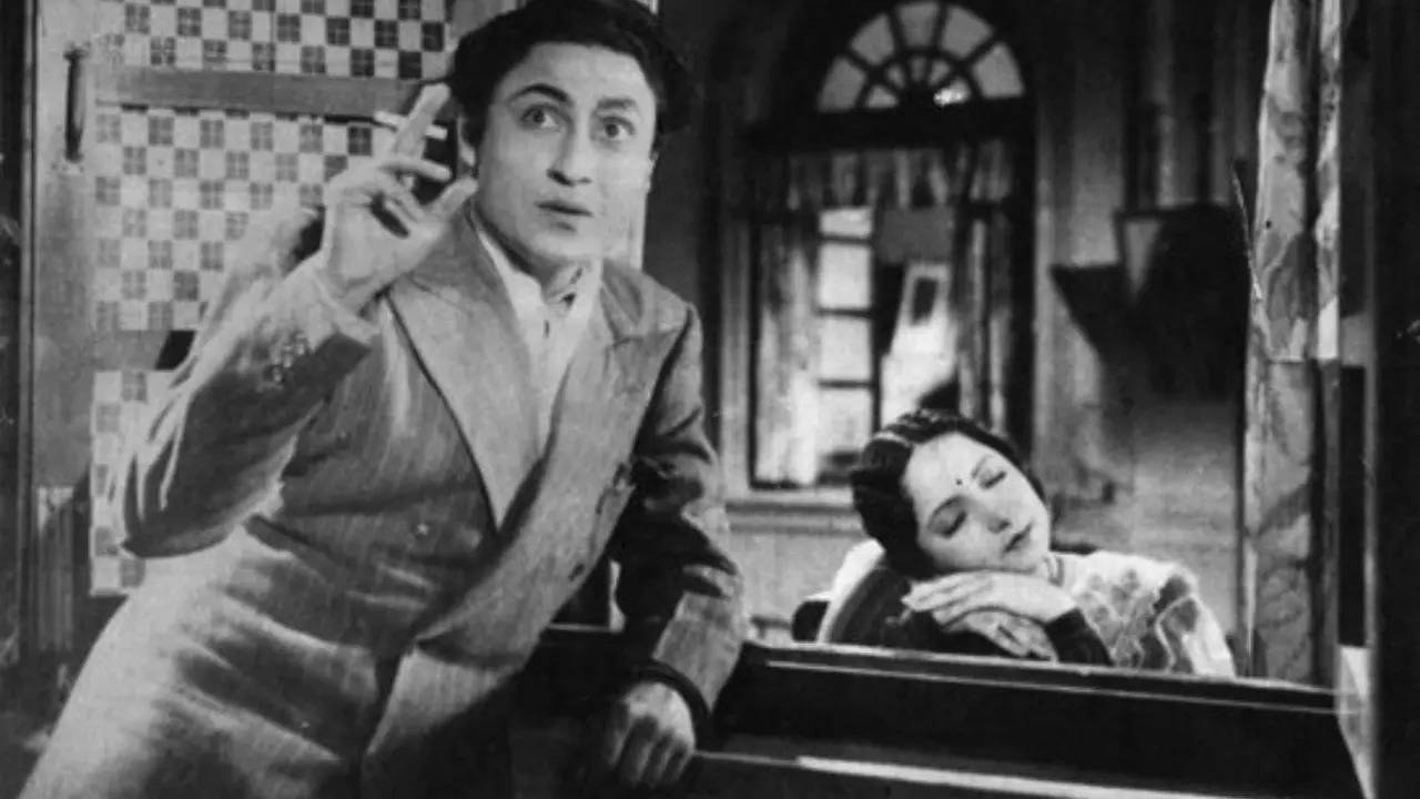 Ashok Kumar in Kismet