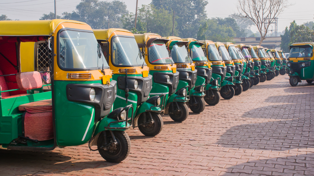 Mumbai Taxi, Autorickshaw Unions to Protest At Airport On October 19