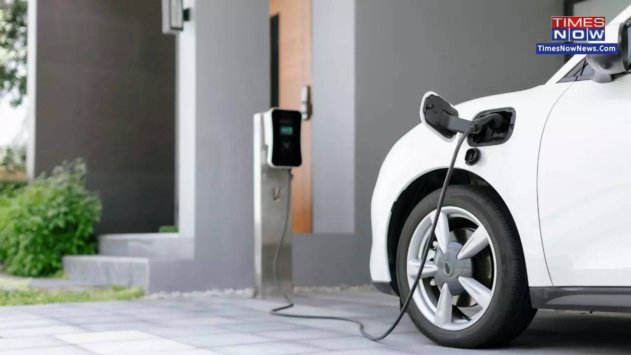 Servotech Power Systems Signs MoU To Develop 1,000 EV Charging Stations; Stock Surges 5%