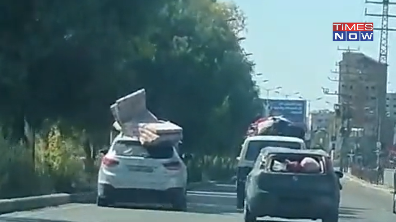 Gazans Begin to Flee With Mattresses Tied to Cars As Israel's Deadline Nears End | VIDEO