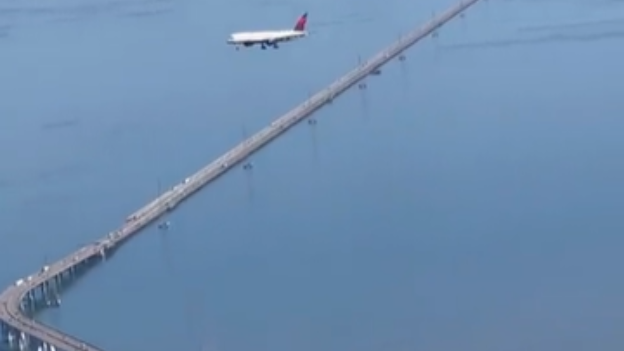 Viral Video Terrifying Moment When A Plane Gets Stuck MidAir Times Now