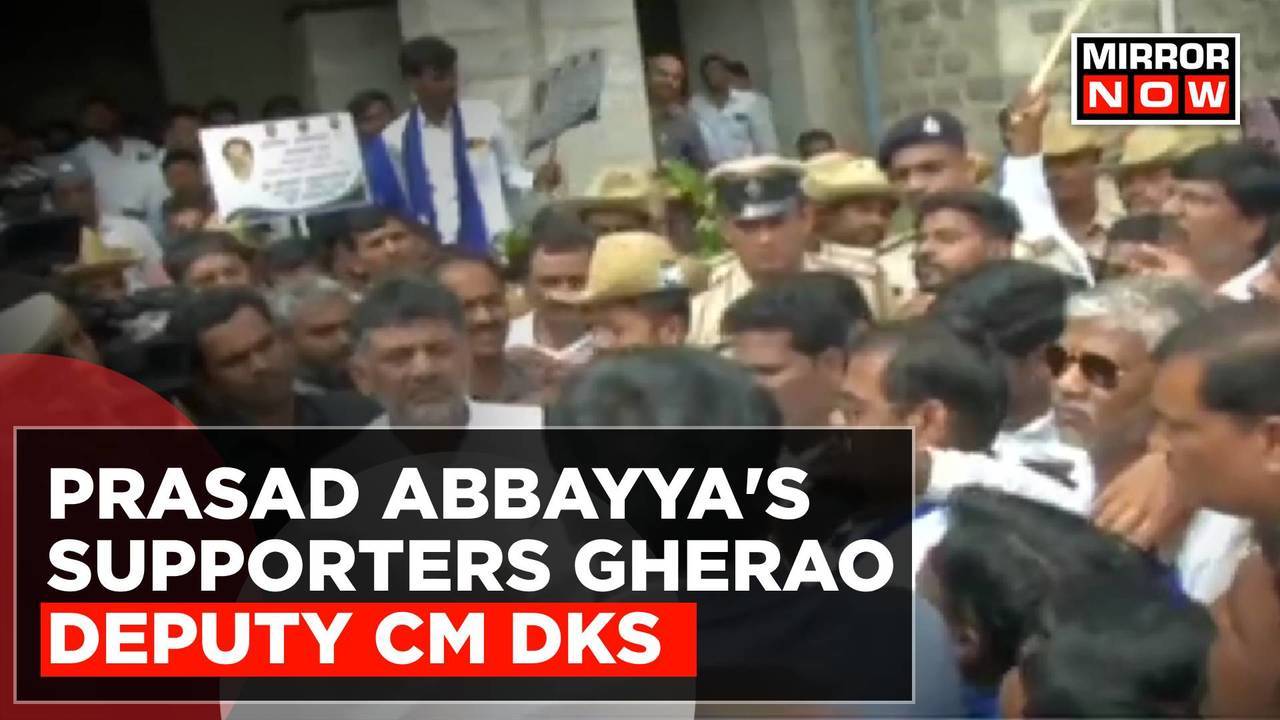 Congress Prasad Abbayya Supporters Stage Gherao Of Karnataka Deputy Cm Unveiling Party