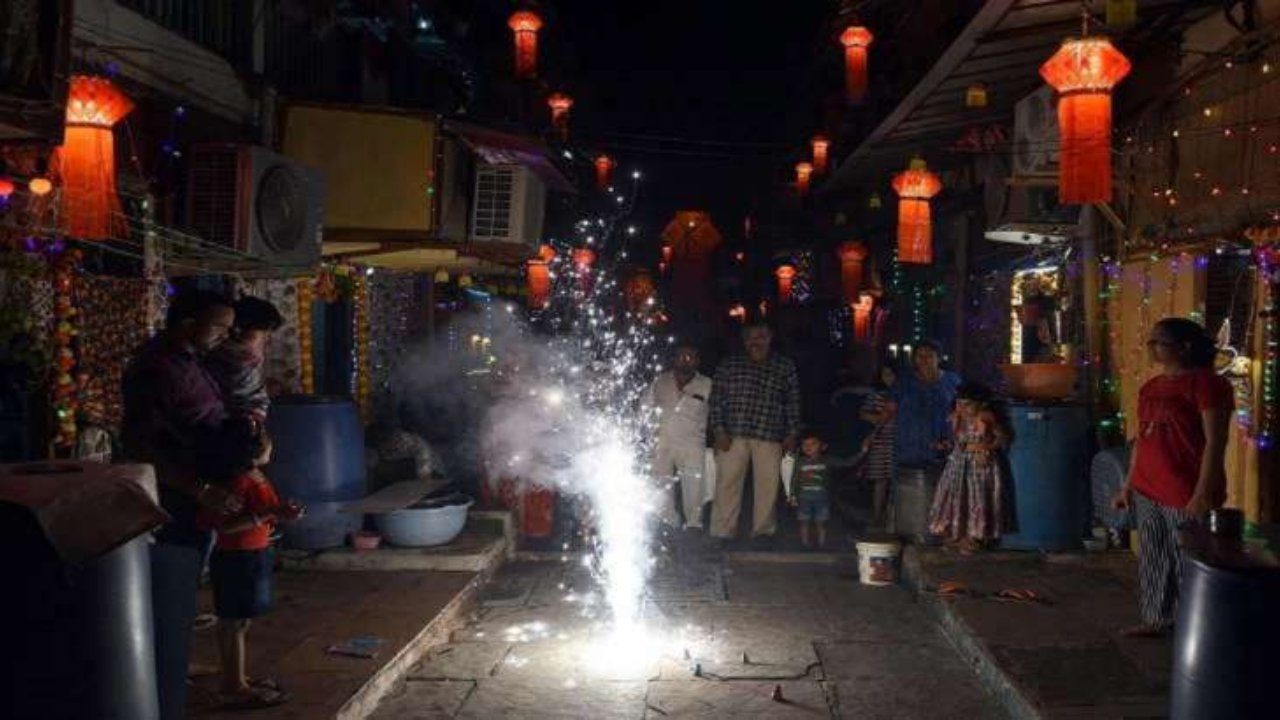 'Many Innocent People Die': Bengaluru May Ban Bursting of Crackers During Deepavali