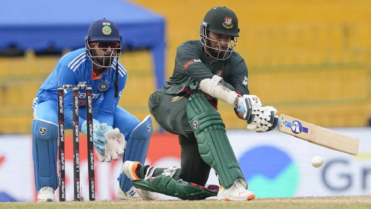 Shakib Al Hasan is not playing in ODI world Cup 2023 match against India due to a quad injury