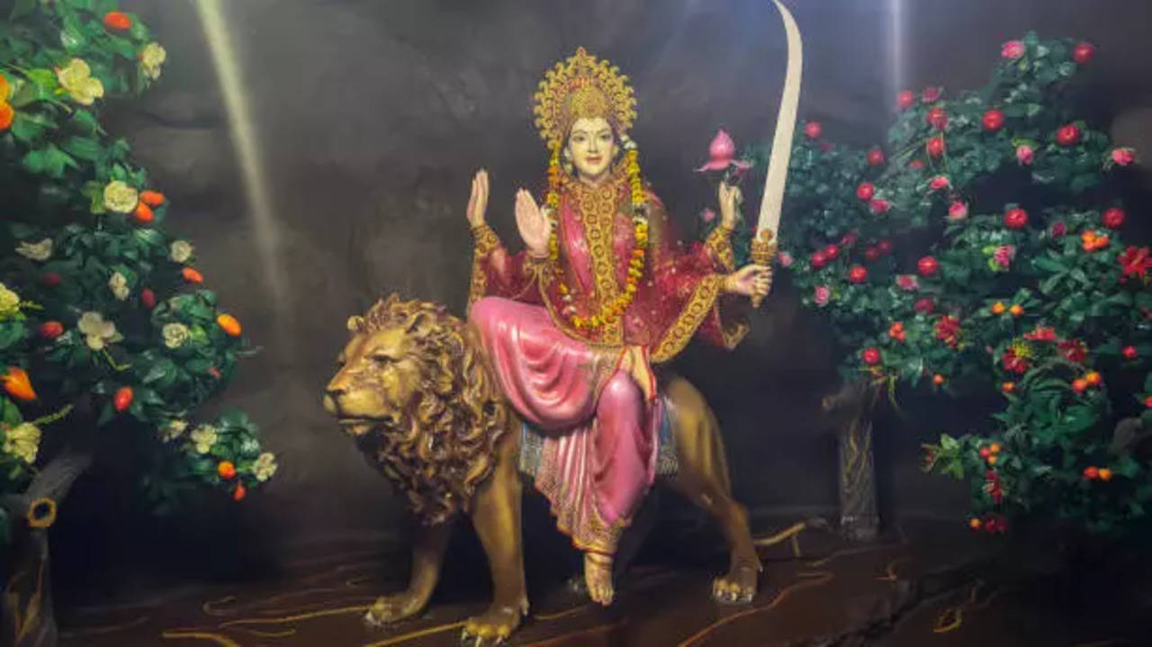 Navratri 2023 Day 6 Date Goddess Katyayani Aarti Lyrics Pdf Download Bhog Mantra Puja Rituals 2998