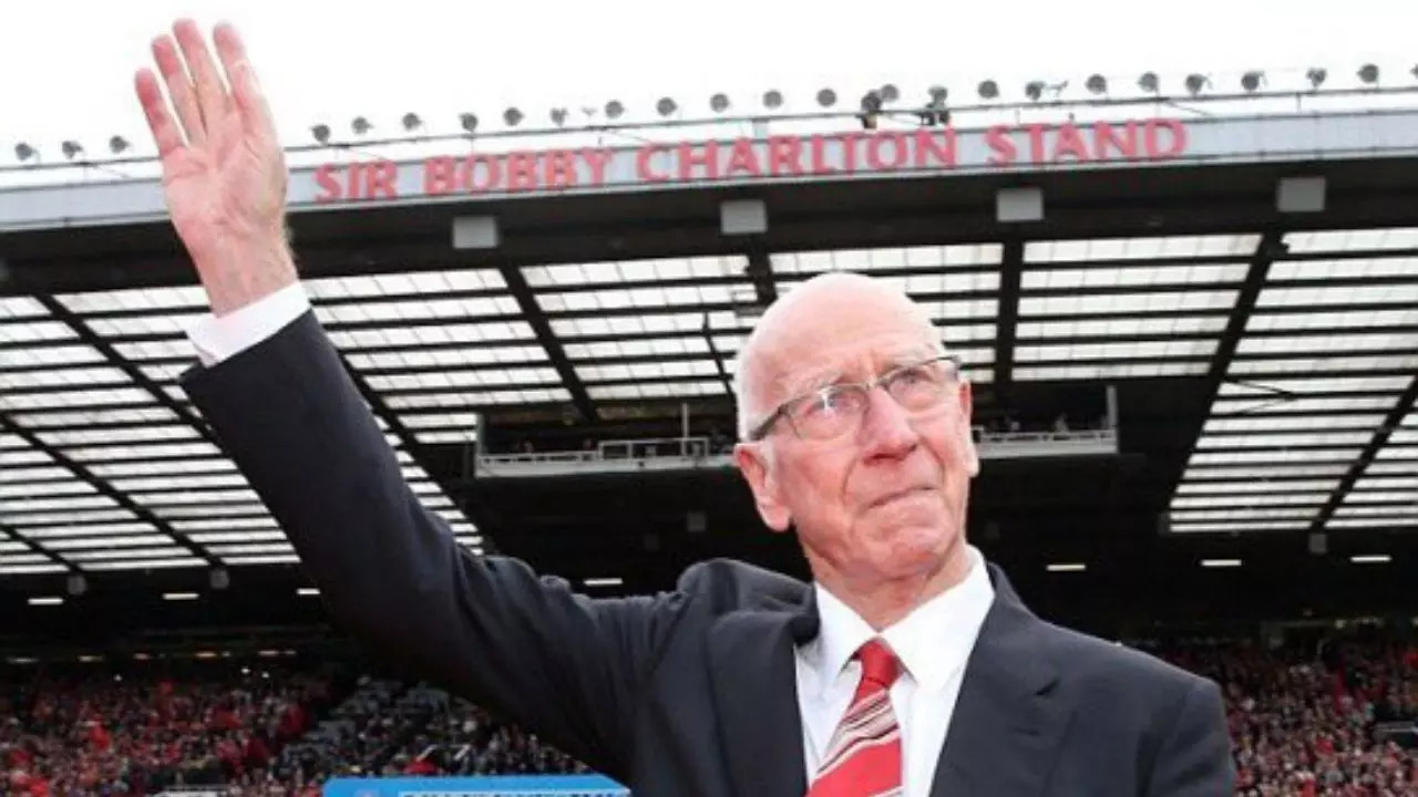 'Words Will Never Be Enough': Man United Mourns Death Of Football Legend Bobby Charlton, Dies at 86