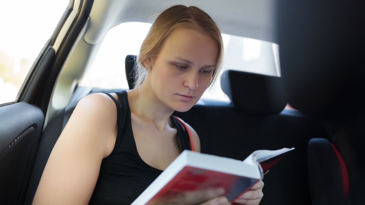 Read these 6 books while embarking on a road trip that will make you laugh or cry. Pic Credit: Vecteezy