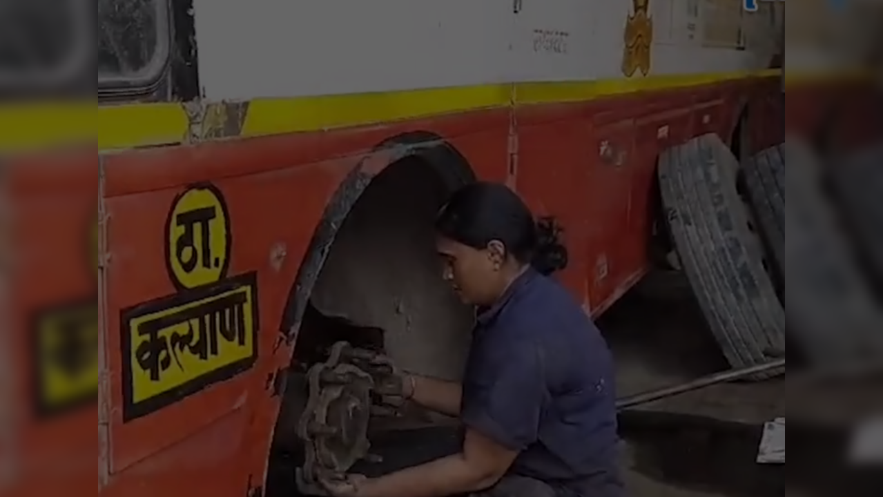 Kalpana Nikam is a Mechanic in Maharashtra ST Department