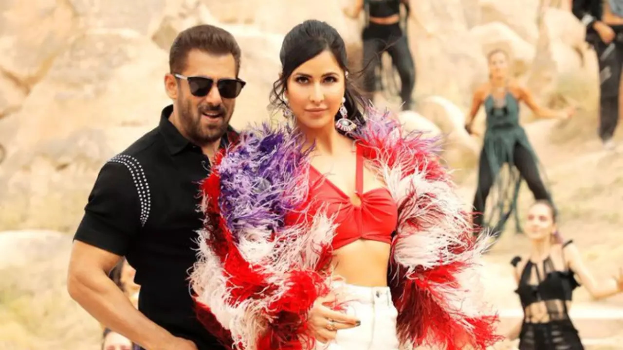 Leke Prabhu Ka Naam Out! Salman Khan, Katrina Kaif Party In Mountains In New Arijit Singh Track