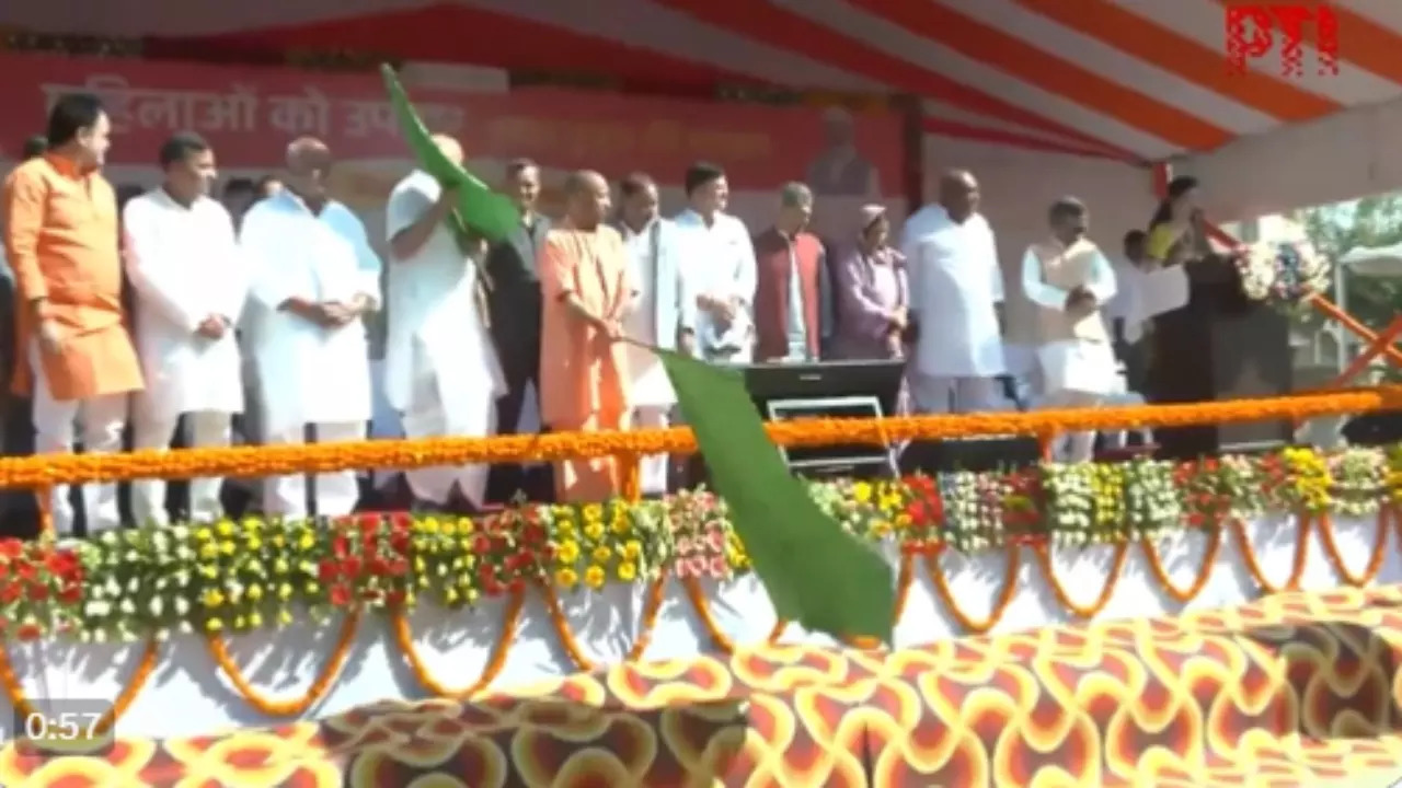 CM Yogi Adityanath Flags Off 51 New Buses  in Ayodhya Operated by Women Drivers and Conductors