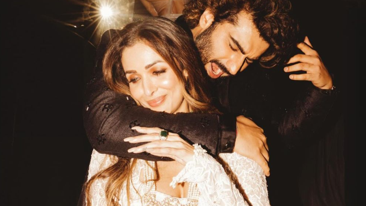 Arjun Kapoor Drops UNSEEN Snap To Wish 'Baby' Malaika Arora On Her Birthday