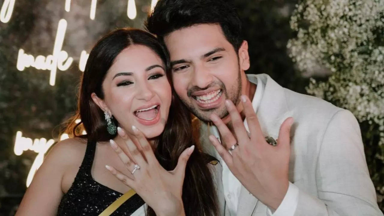 Armaan Malik, Aashna Shroff Flash Million Dollar Smile As They Flaunt Engagement Rings In New PICS