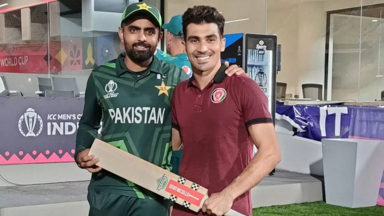 Babar Azam Gifts His Bat To Rahmanullah Gurbaz