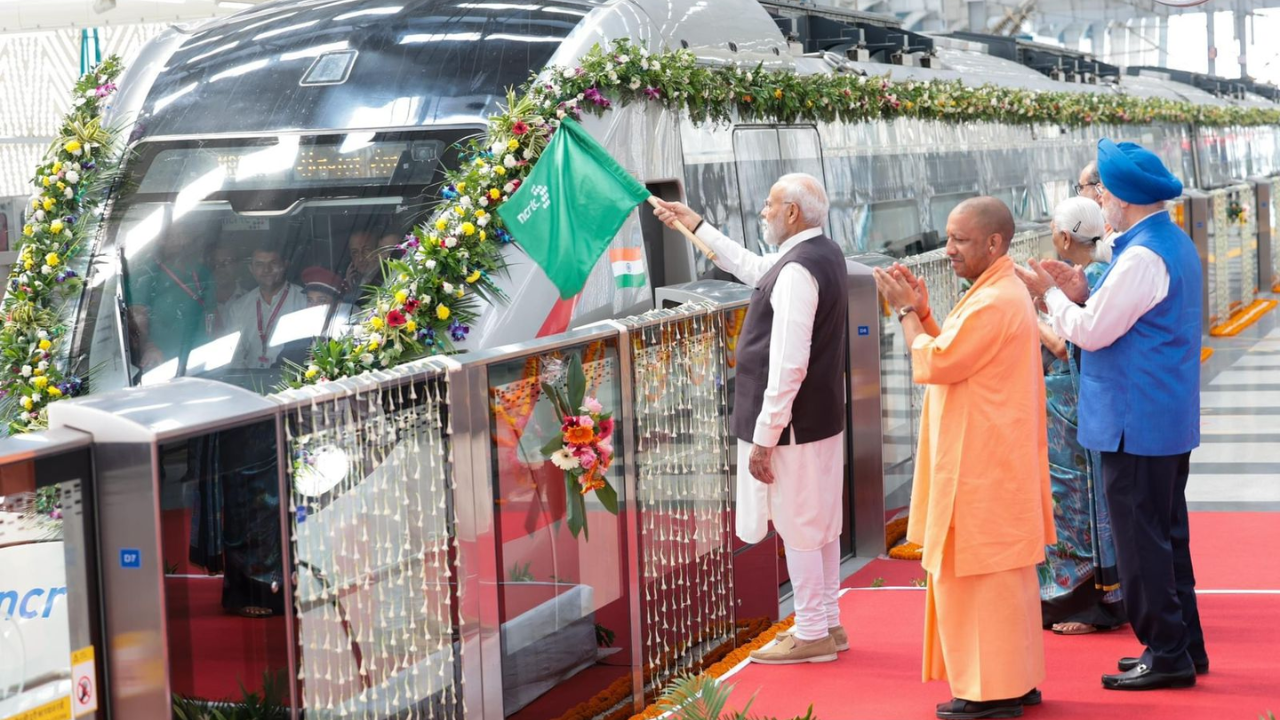 New Electric Autos and Air Conditioned Buses Launched For NaMo Bharat Train Commuters