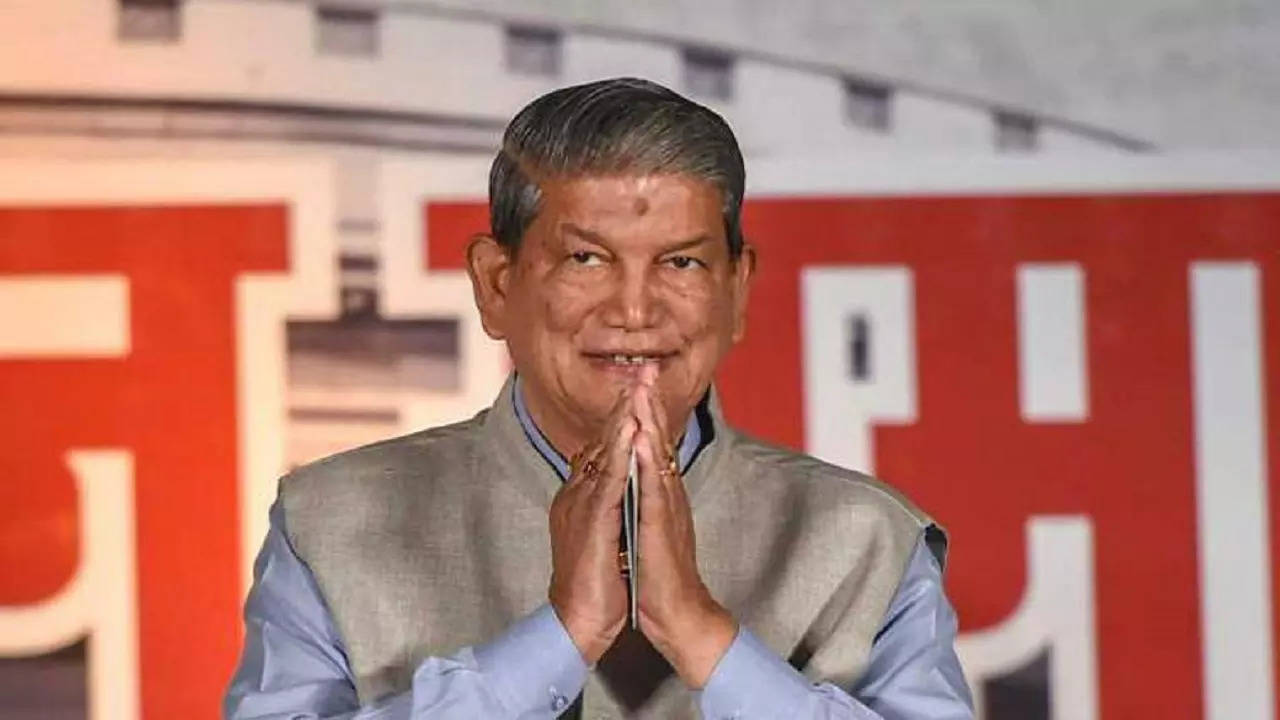 Former Uttarakhand Chief Minister Harish Rawat suffered minor injuries after his car collided with a divider